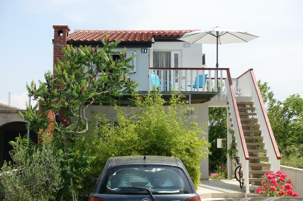 Apartman Joy Nin Kültér fotó